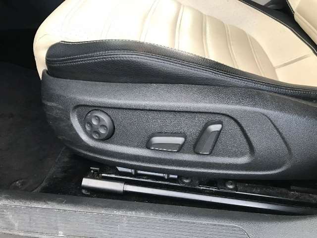 2011 Volkswagen CC Sport 4dr Sedan 6A